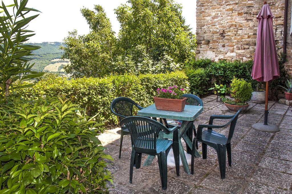 B&B Il Colle Serra San Quirico Bagian luar foto