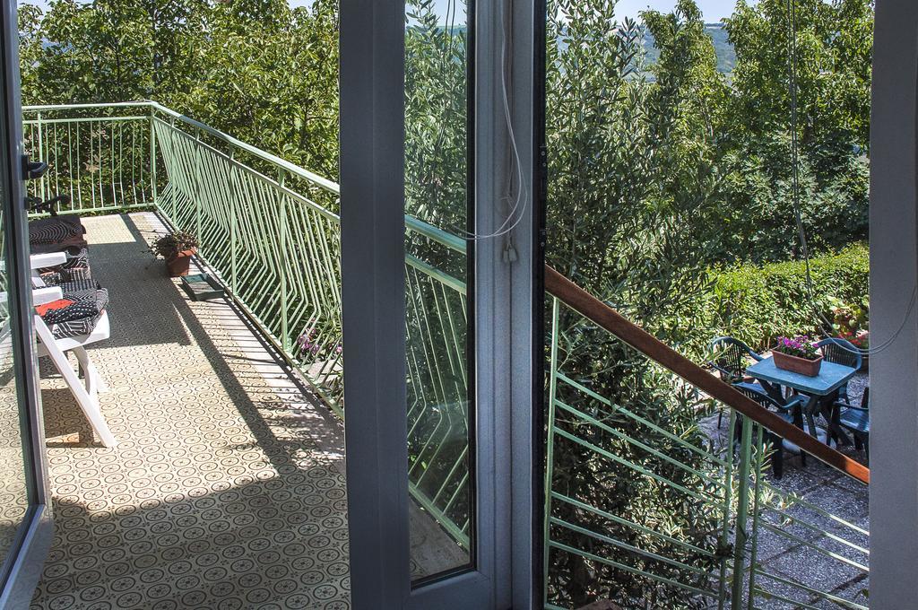 B&B Il Colle Serra San Quirico Bagian luar foto